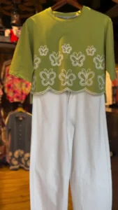 Women’s 2-Piece Summer Fashion Set: Olive Green Scalloped Butterfly Embroidery Crop Top and White High-Waisted Wide-Leg Trousers